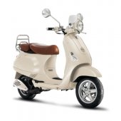 2009 Vespa LXV 50 photo